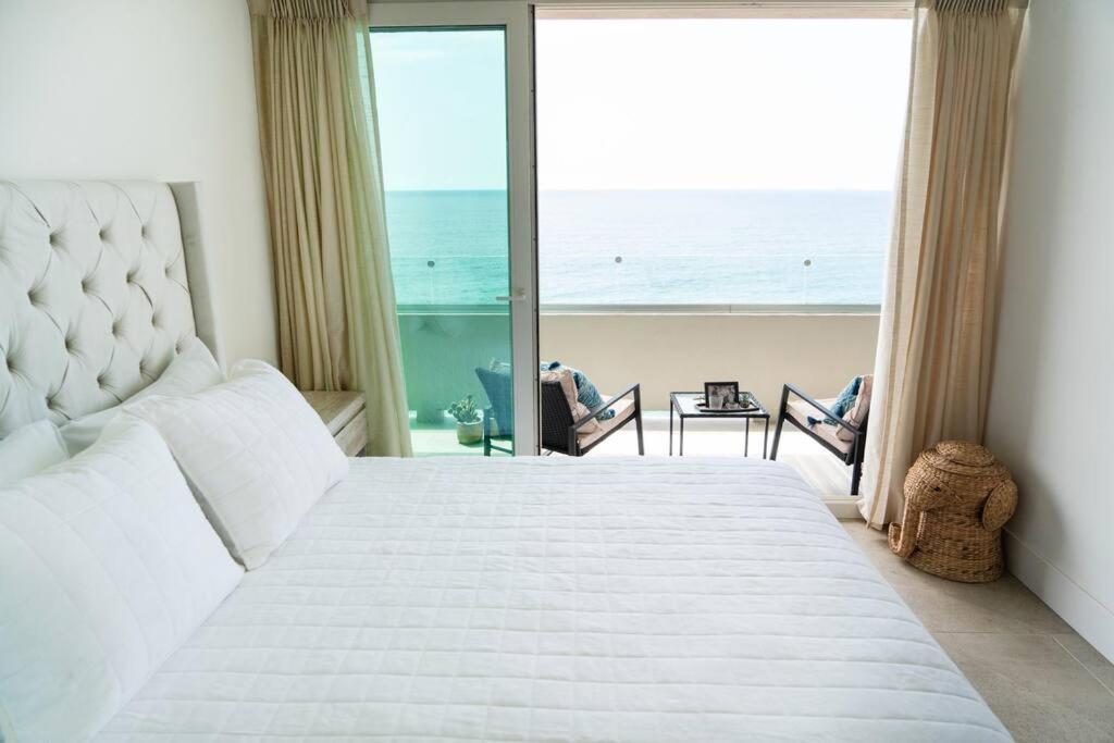 Hotel Suite Luxe Sunset ติฮัวนา ภายนอก รูปภาพ