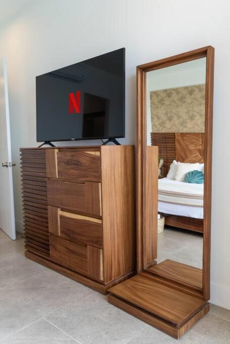 Hotel Suite Luxe Sunset ติฮัวนา ภายนอก รูปภาพ